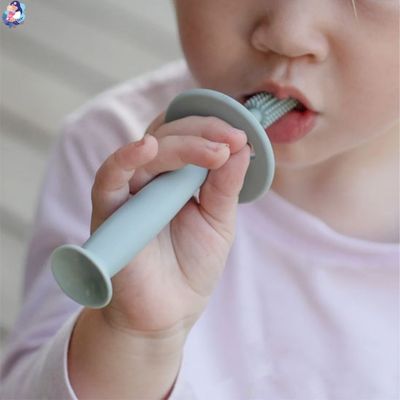 brosse a dent bebe mushie anti etouffement