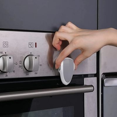 serrure de four securikid facile a utiliser