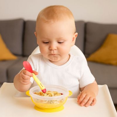 assiette bebe ventouse favorise l autonomie