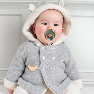 attache tetine embout en bois naturel 