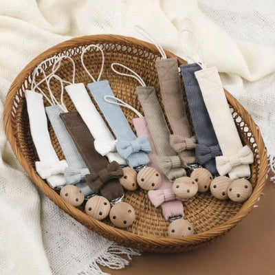 attache tetine materiaux naturels