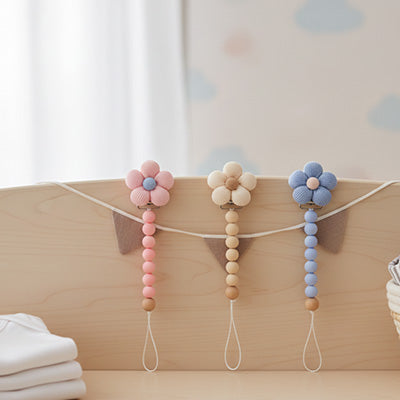 attache tetine plusieurs coloris