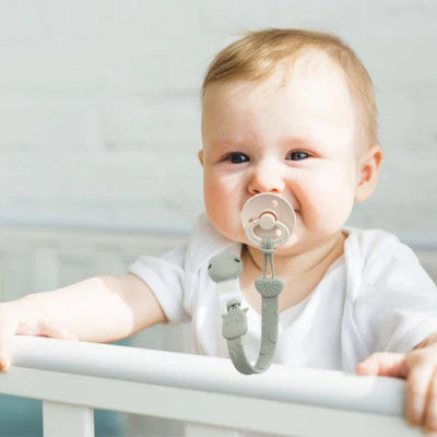 attache tetine universelle