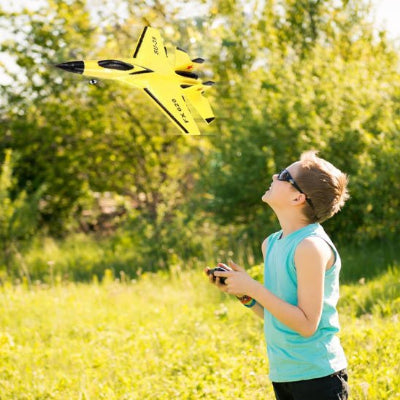 avion telecommande construction legere