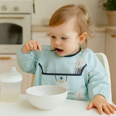 bavoir bebe matiere impermeable et souple