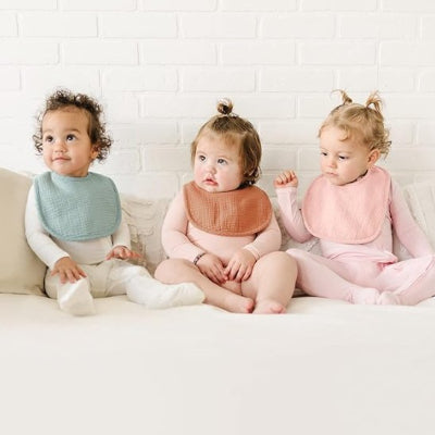 bavoir plusieurs coloris