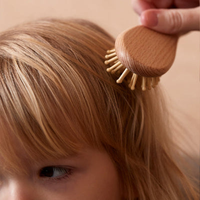 brosse cheveux bebe design ergonomique