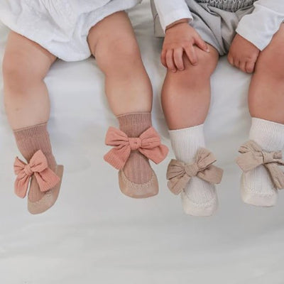 chaussette bebe coloris neutres et doux 