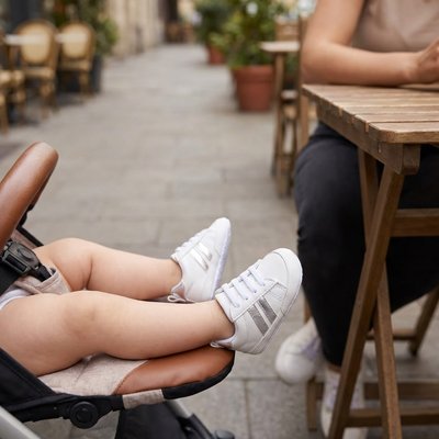 chaussure bebe fermeture a scratch