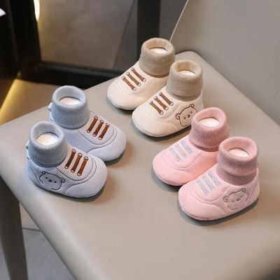 chaussures bebe d hiver accompagne les premiers pas en toute confiance