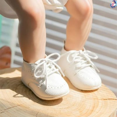chaussures bebe forme anatomique