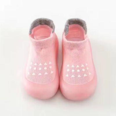 chaussures bebes roses