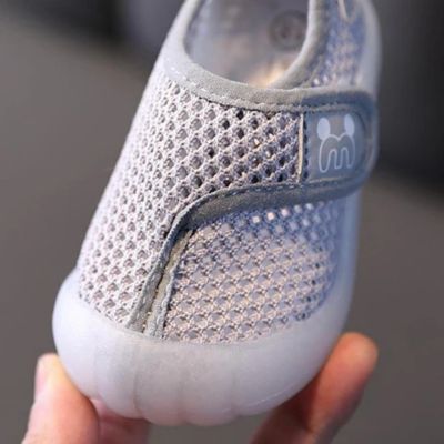 chaussures pour bebe en maille design attrayant