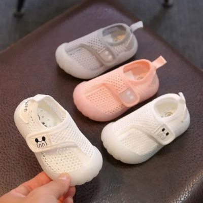 chaussures pour bebe en maille plusieurs coloris