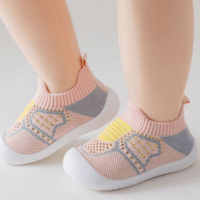chaussures pour bebe en maille qui limite la transpiration