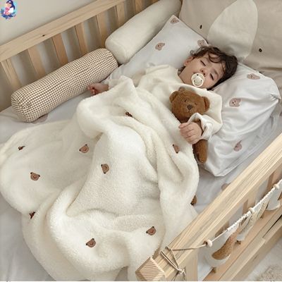 couverture bebe sommeil en securite