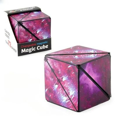 cube puzzle geometrique 3D violet