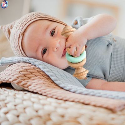 Hochet bébé | éveil naturel et sensoriel