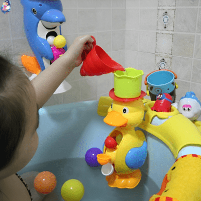 Jouet de bain CLASH™ - bebemam.com