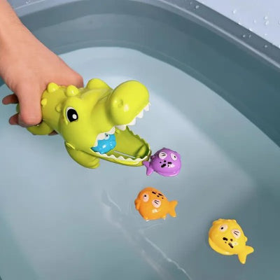 jouet de bain encourage la coordination œil-main