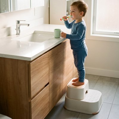 marche pied enfant materiau robustes
