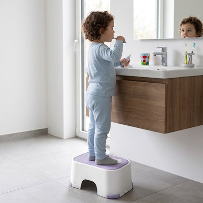 marche pied enfant surface antidérapante