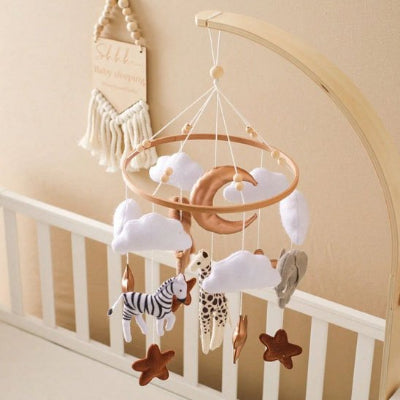 mobile bebe safari favorise motricite visuelle