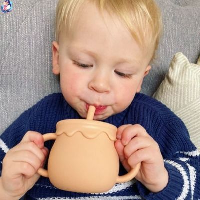 verre bebe ergonomique anti renversement nettoyage facile