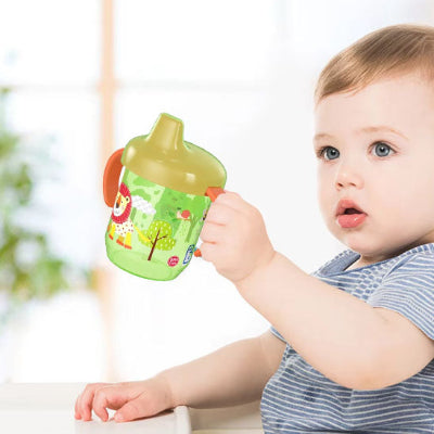 verre bebe stimule son independance